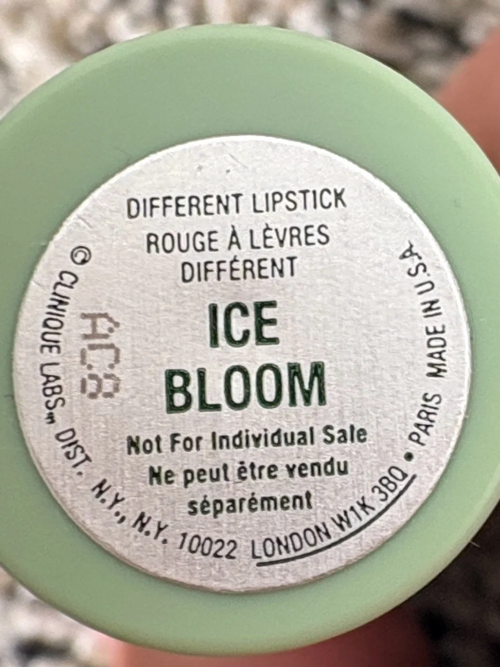 Clinique Different Ice Bloom Lip Stick